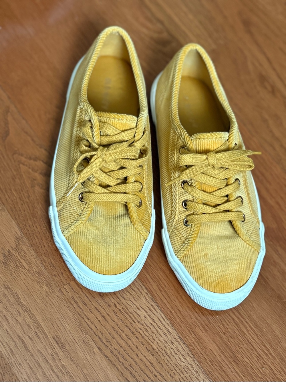 Old Navy Women's Yellow Corduroy Lace-Up Sneakers